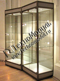 Стеклянные витрины для музея 